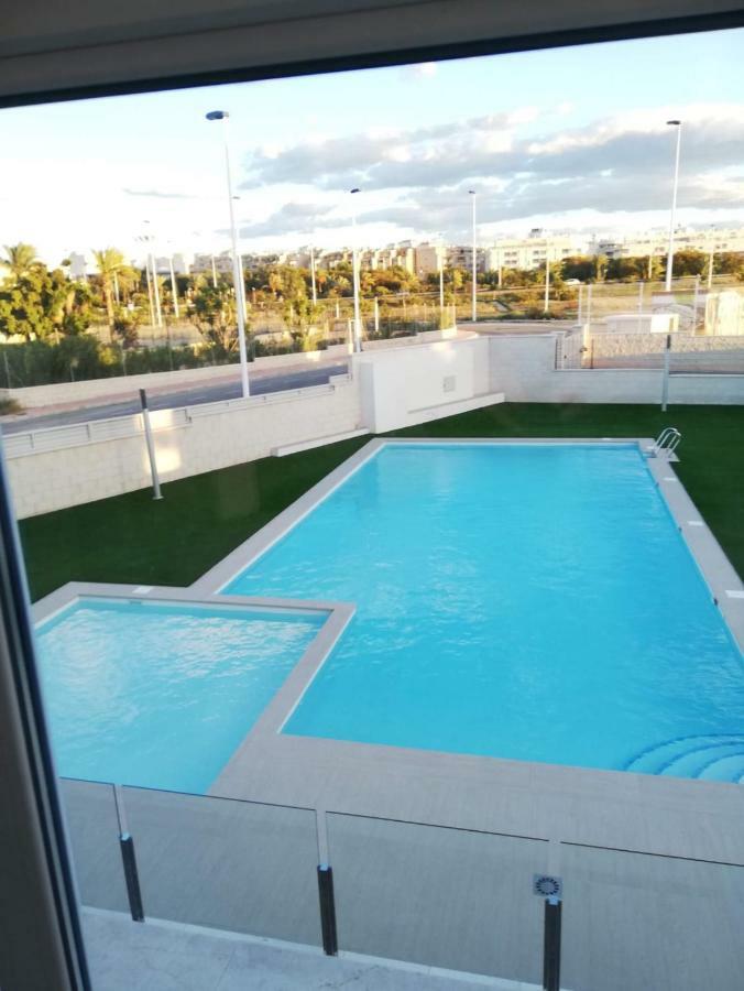 Amay 880 Nr 38 Torrevieja Eksteriør billede