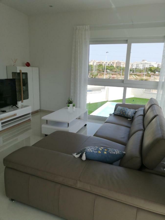 Amay 880 Nr 38 Torrevieja Eksteriør billede